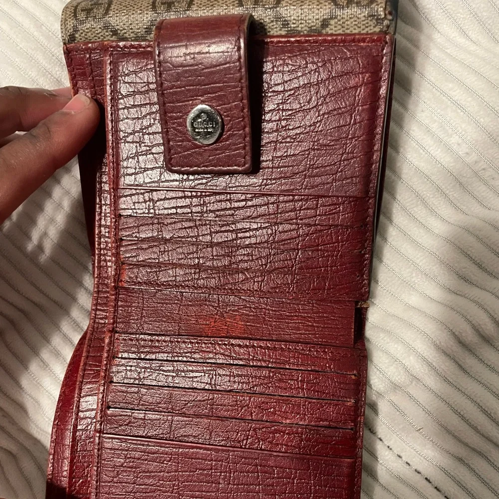 Gucci vintage brown wallet